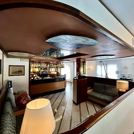 Отель Arthotel Gabbiano Azzurro Due